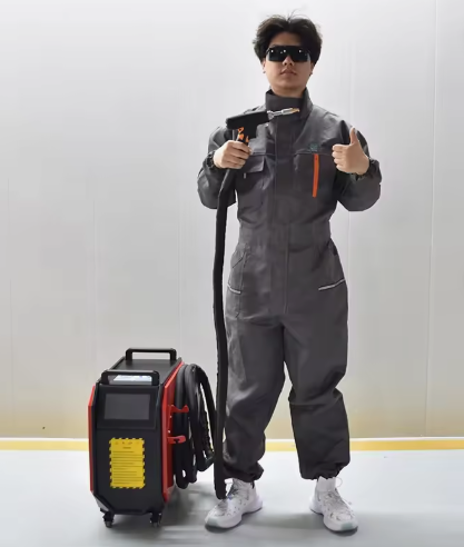 Hot Sale 2kw Handheld Air-Cooled Fiber Laser Welding Machine for Metal Aluminum Stainless