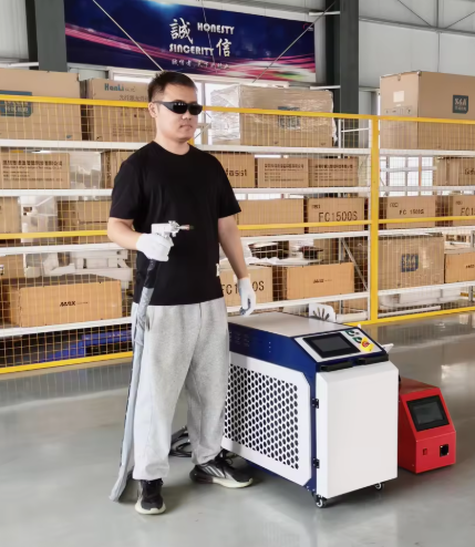 1500W 2000W 3000W Portable Water Cooling Laser Welders High Efficiency Stainless Steel Welding Machine